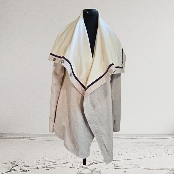 lululemon athletica Cream and Purple That's A Wrap Jacket Size 8   No Size Tag - Picture 1 of 7